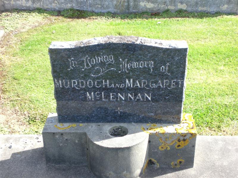 Photo of headstones/Murdoch McLennan d1932 hdstn Mataura cem